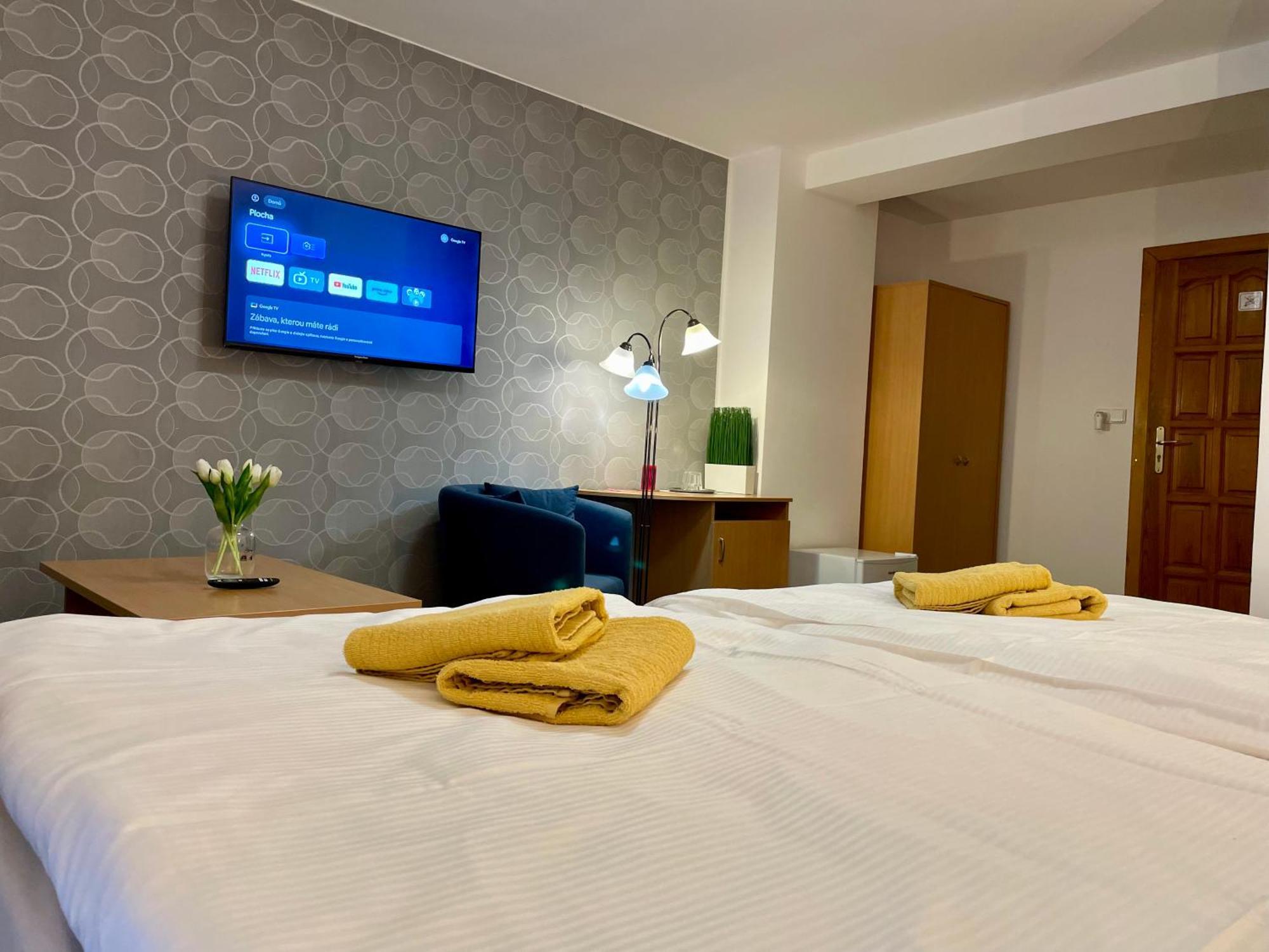 Hotel Aldo Uničov Εξωτερικό φωτογραφία