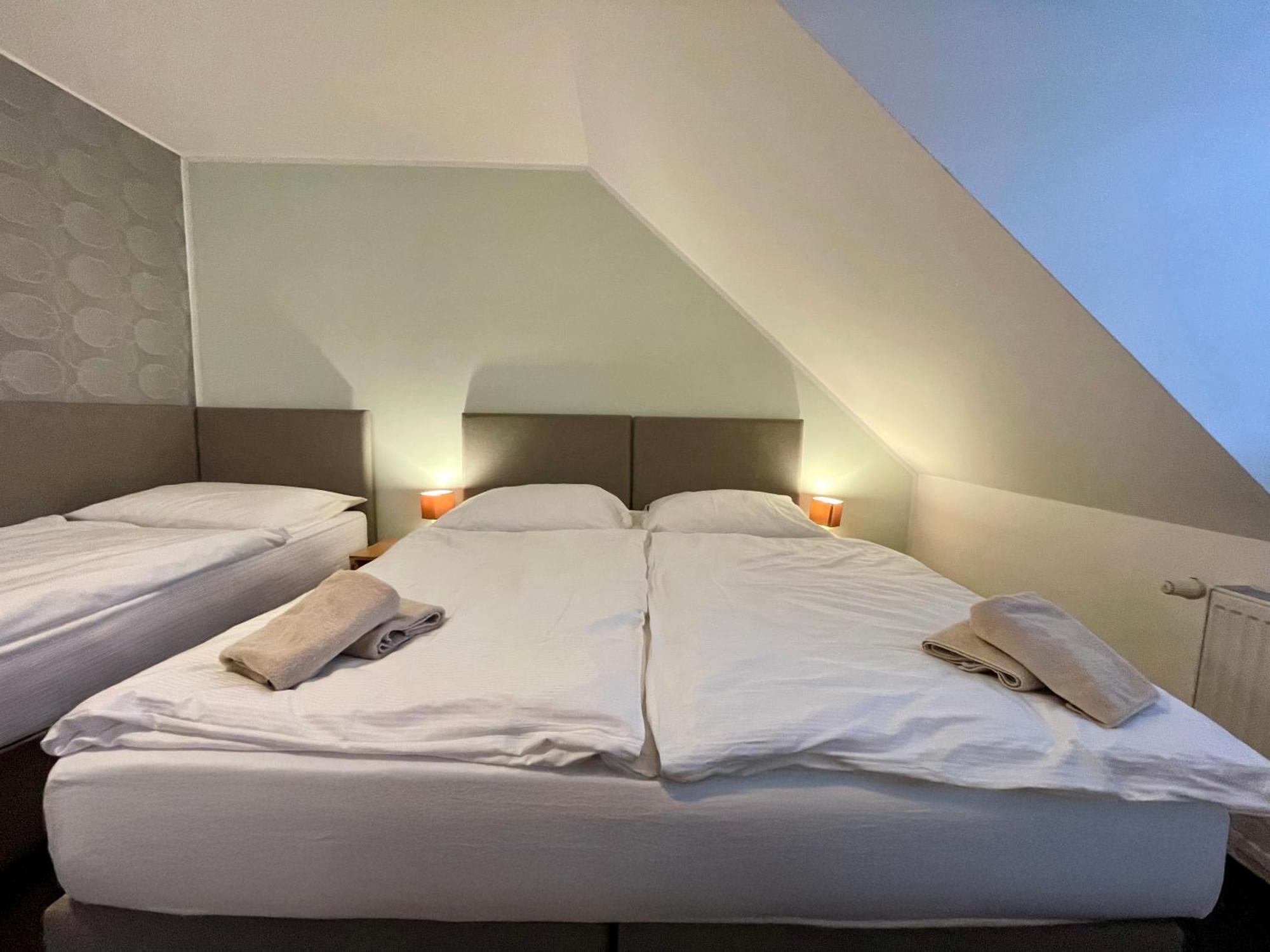 Hotel Aldo Uničov Εξωτερικό φωτογραφία